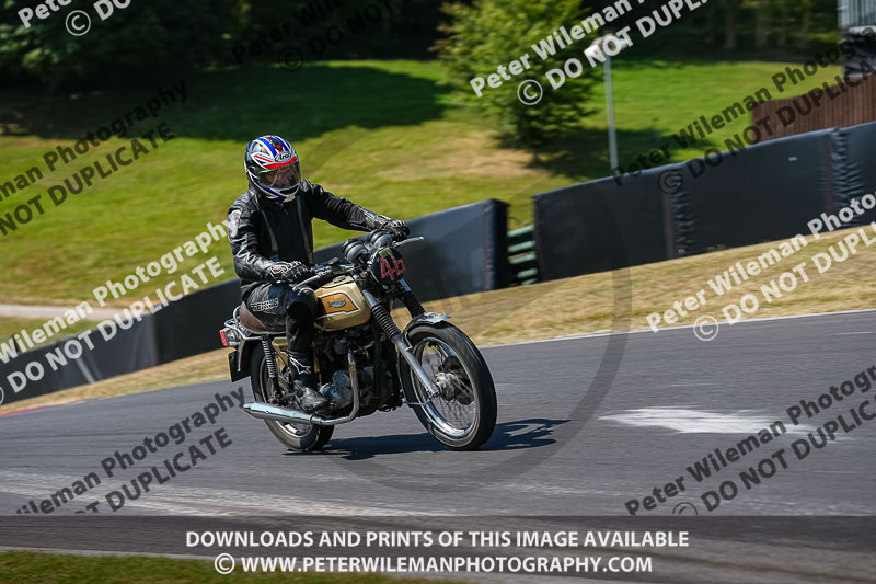 cadwell park;cadwell park photographs;cadwell trackday photographs;enduro digital images;event digital images;eventdigitalimages;peter wileman photography;racing digital images;trackday digital images;trackday photos